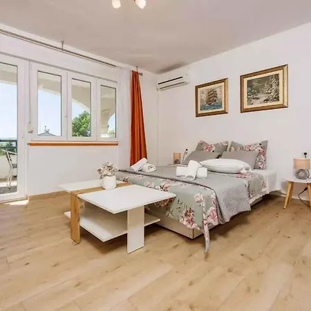 In 39336 Apartment